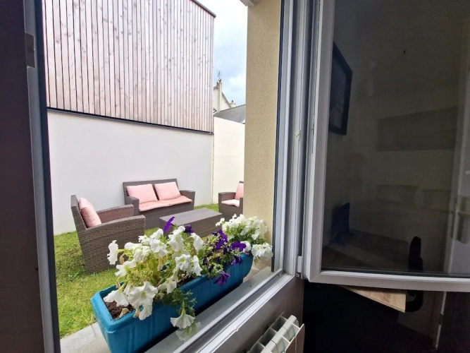 Single-storey House With Outdoor Space
