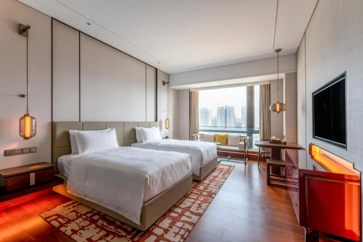 HUALUXE Beijing Xinan by IHG