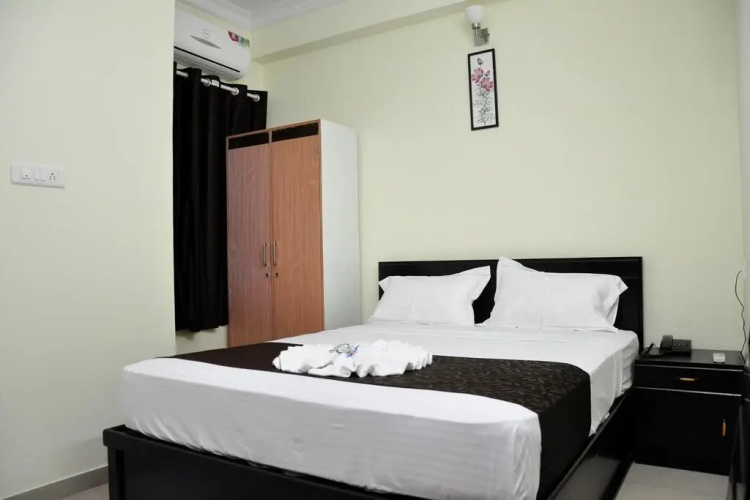 Hotel Plaza Heights