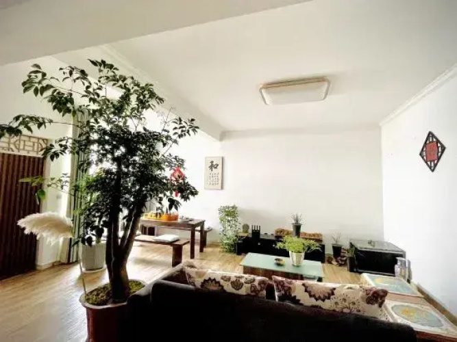 exude good luck residence