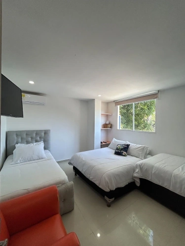 Standard Triple room