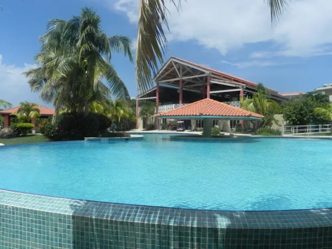 Sea Breeze Hotel