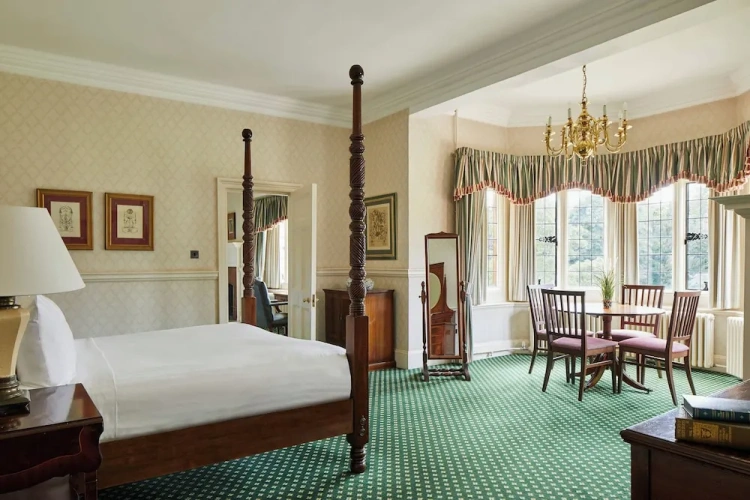 1 Bedroom Suite