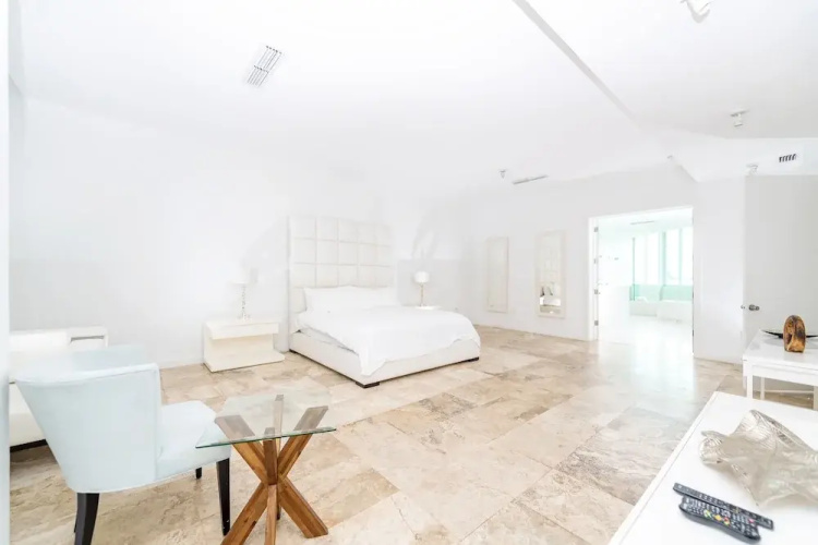2228 Park 1