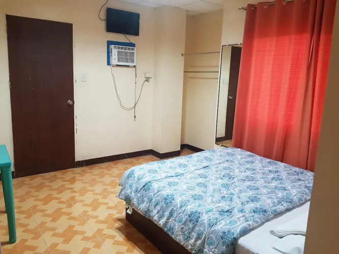 Enriquez Hotel