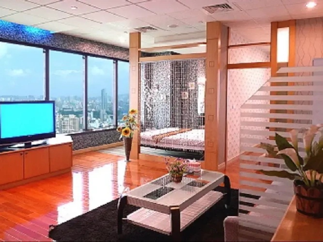 Deluxe Family room