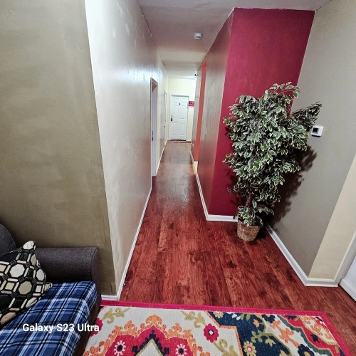 4 Bedrooms Executive Apartment
