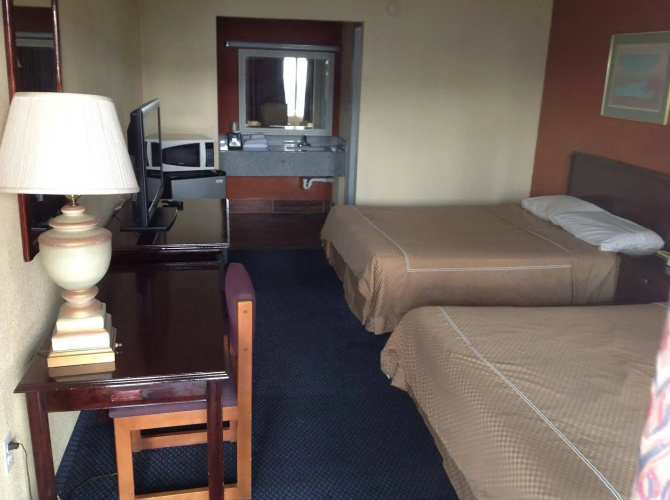 Executive Inn