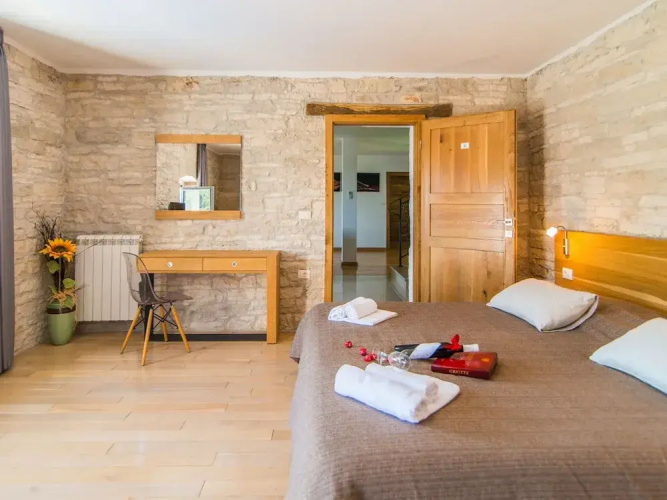 Stunning Villa in Kringa With Swimming Pool