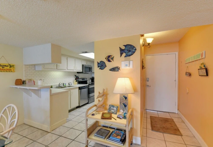 1 Bedroom Apartment with balcony