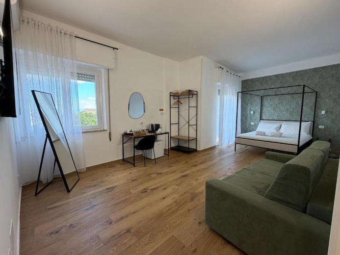 Standard Quadruple room with balcony