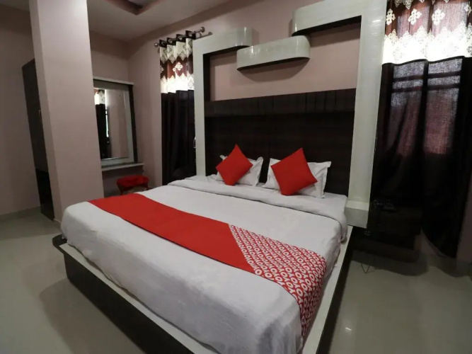 Om Kripa Residency by OYO Rooms