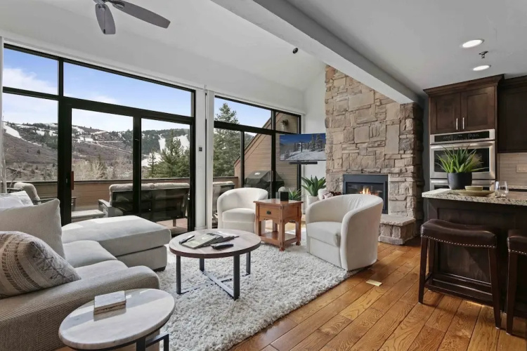 1733 - Daystar Three Bedroom with Spa 3 Condo