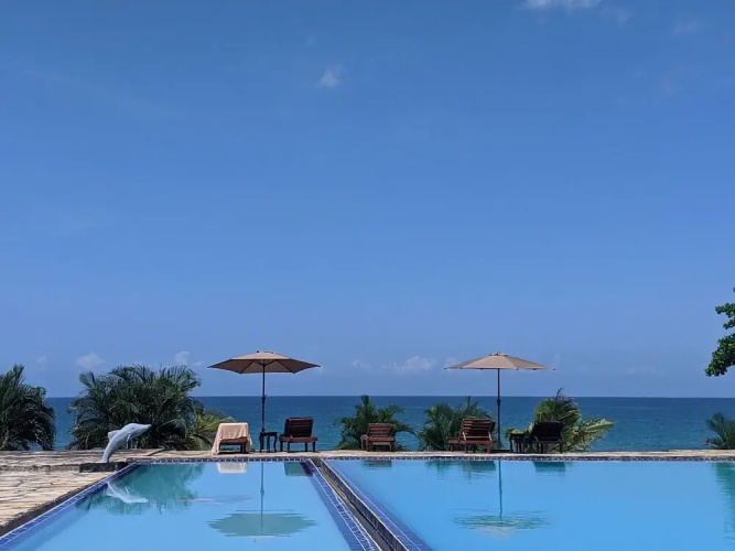 Amaan Ocean Kihinani Hotel
