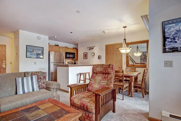 River Mtn Lodge W215C