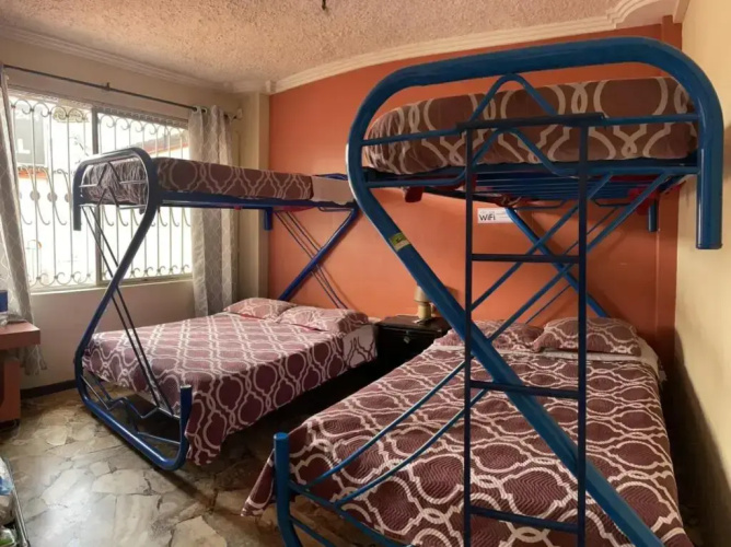 Alojamientos Hostal Rest House