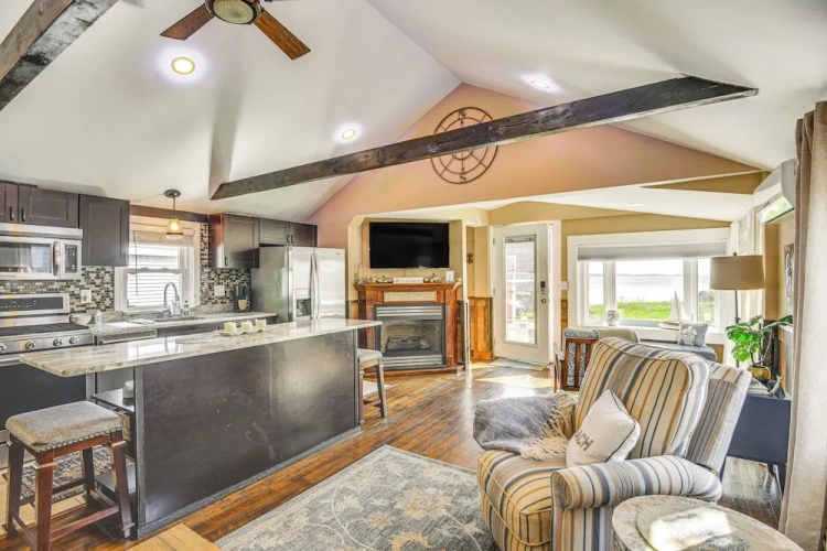 2 Bedrooms Cottage