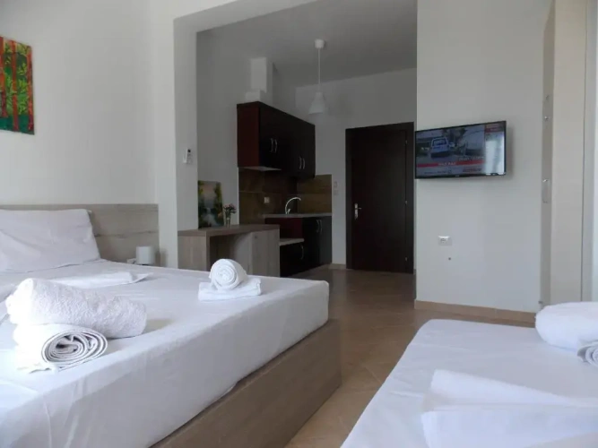 Standard Triple room with balcony