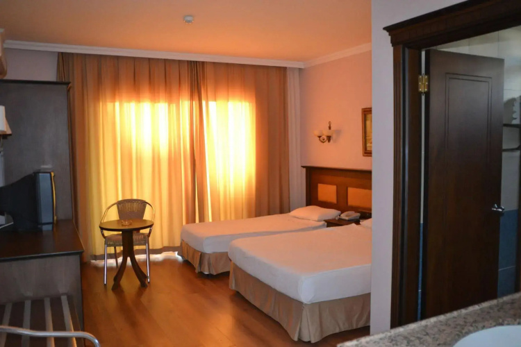 Kibele Apartments&Hotel