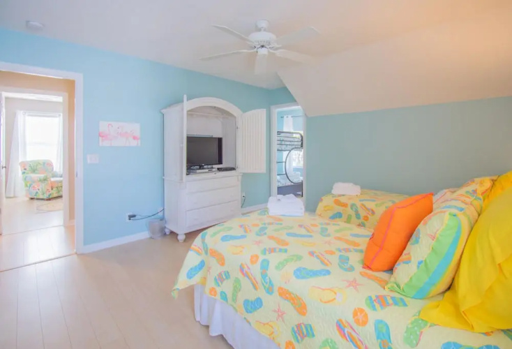 603 Porpoise Dr