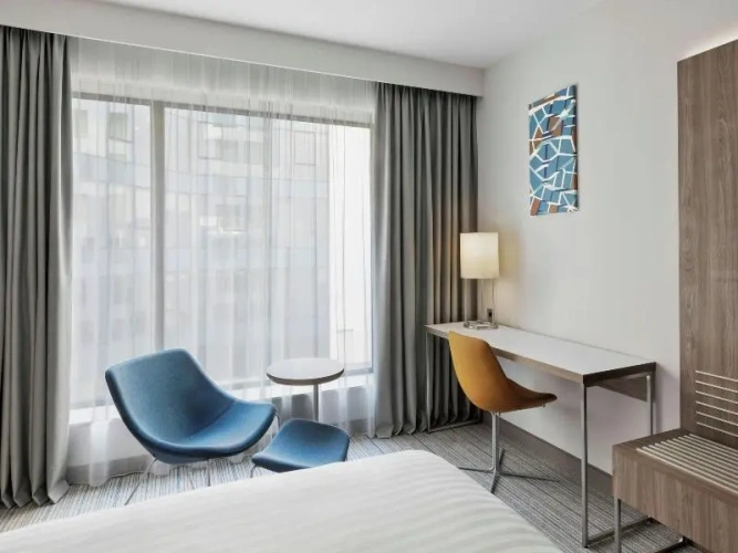 Standard Quadruple room with view