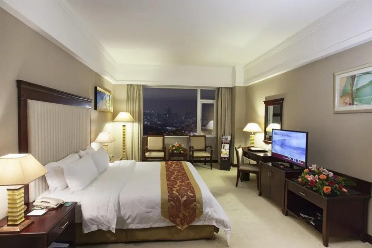 Yutong Hotel