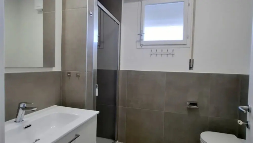 Modern Flat 50m From the Beach