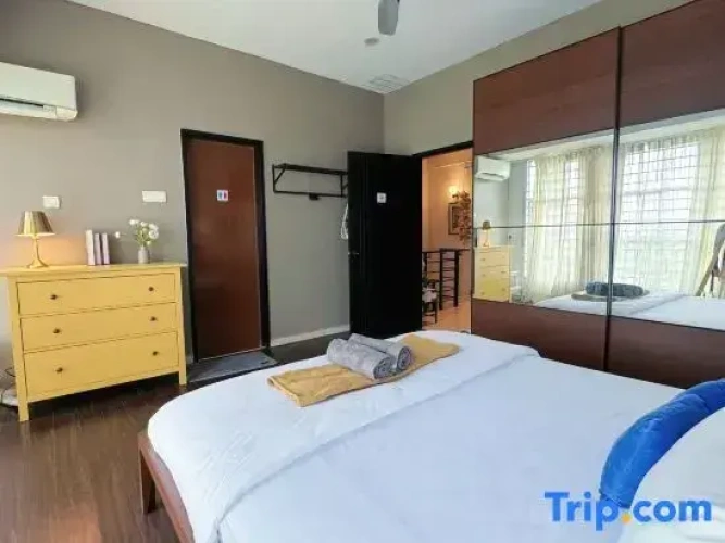 4 Bedrooms Standard Double room
