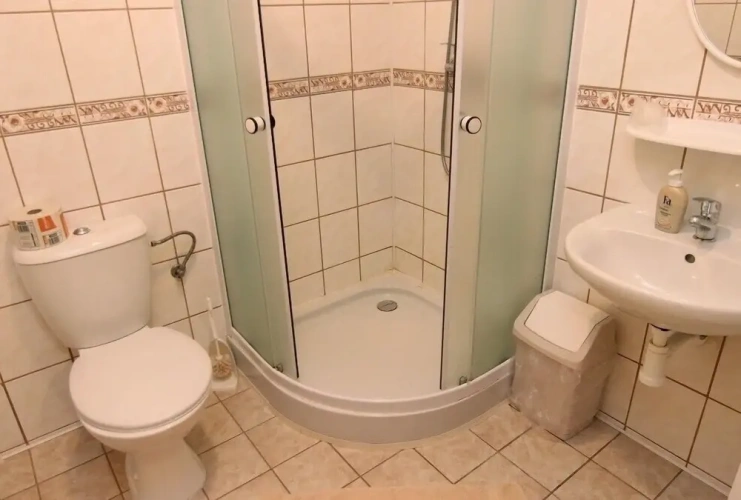 2 Bedrooms Classic Apartment