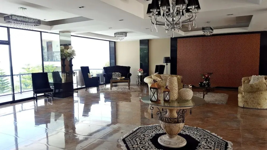 Splash Suites Tagaytay