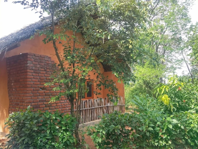 1 Bedroom Bungalow with garden view