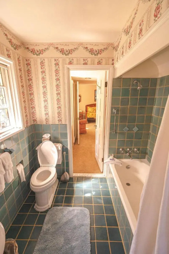 Old Monterey Inn