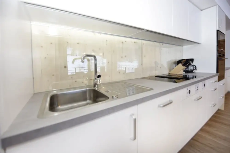 2 Bedrooms Comfort Apartment with mountain view