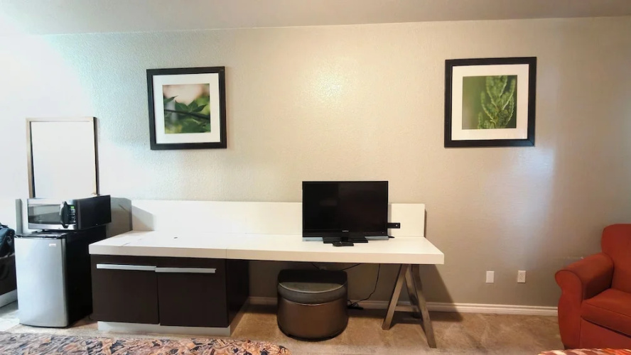 Studio 7 Extended Stay