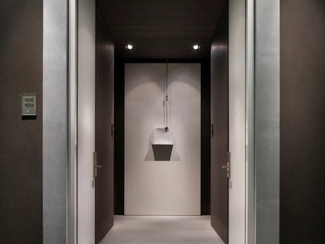 Suite with Bund view