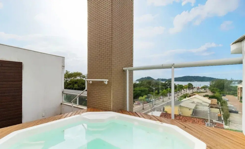 Charming Apt 270m From Campeche Beach - Cbu203