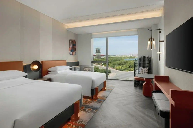 Deluxe Quadruple room with garden view