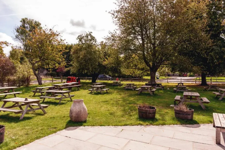 The Cherry Tree Inn