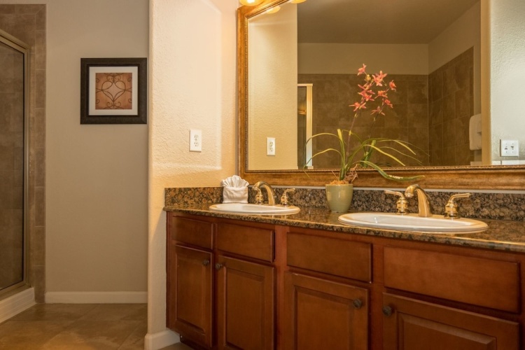 BP521CP Bella Piazza - Three Bedroom Condo