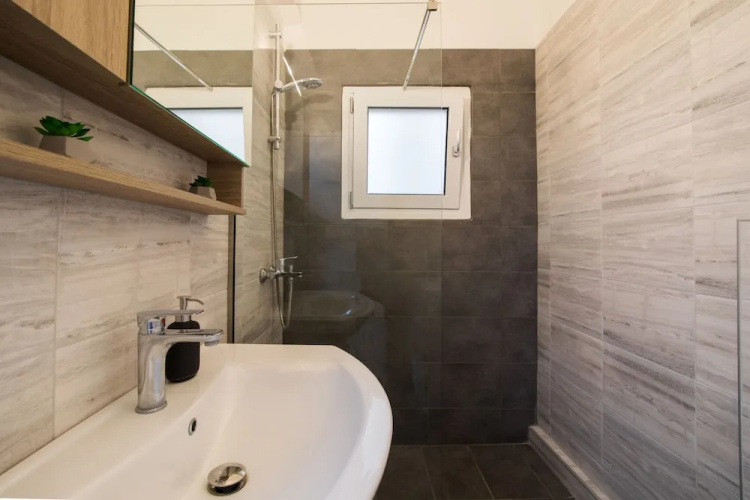 Midtown Apartment by CorfuEscapes