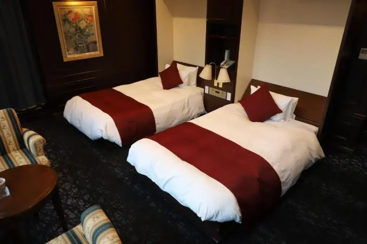 Double Suite
