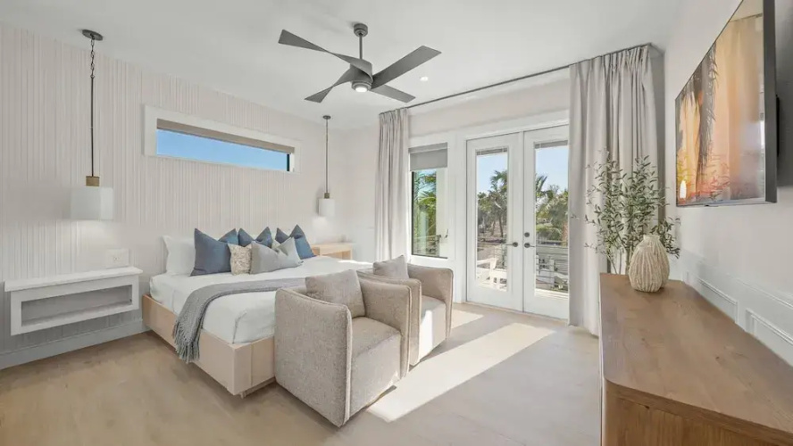 Coastal Canopy in Sarasota