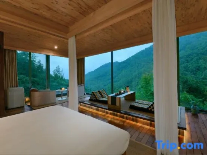4 Bedrooms Suite