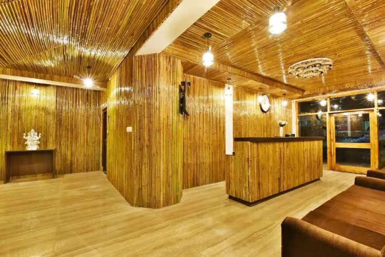 Kapoor Resort