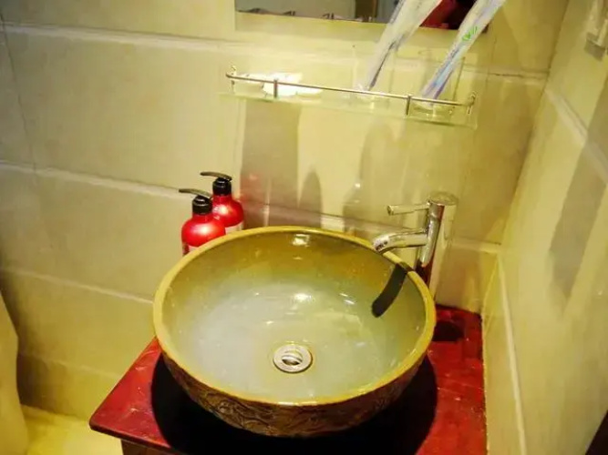 Shangri-la Zangjiwang Hostel