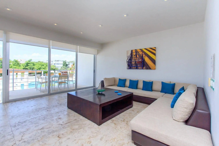 Magia Beachside by Bric