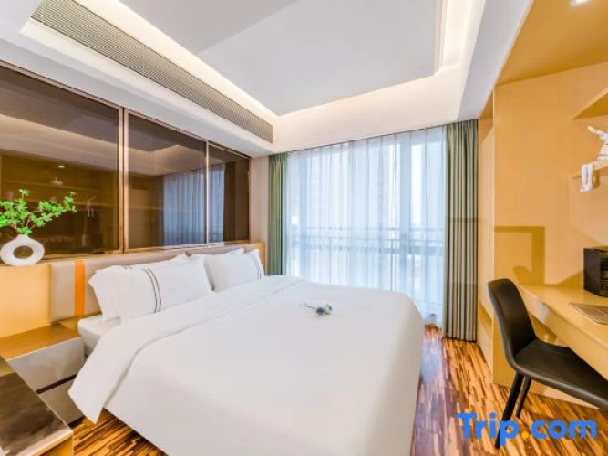 2 Bedrooms Duplex Suite with balcony