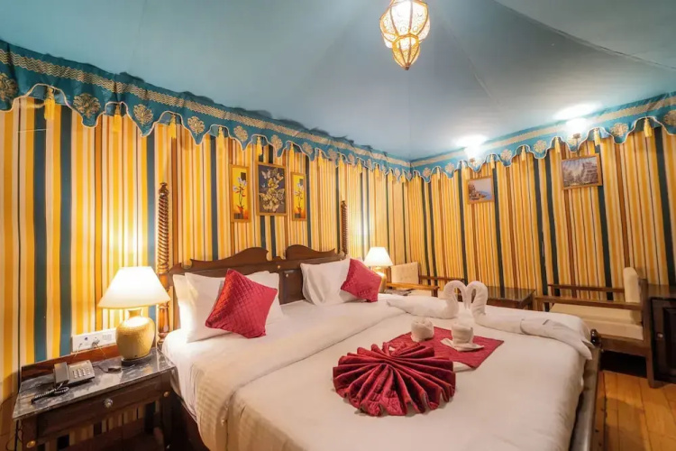 Theharav Resort