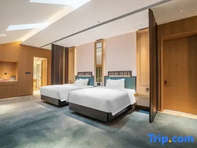Premier Suite