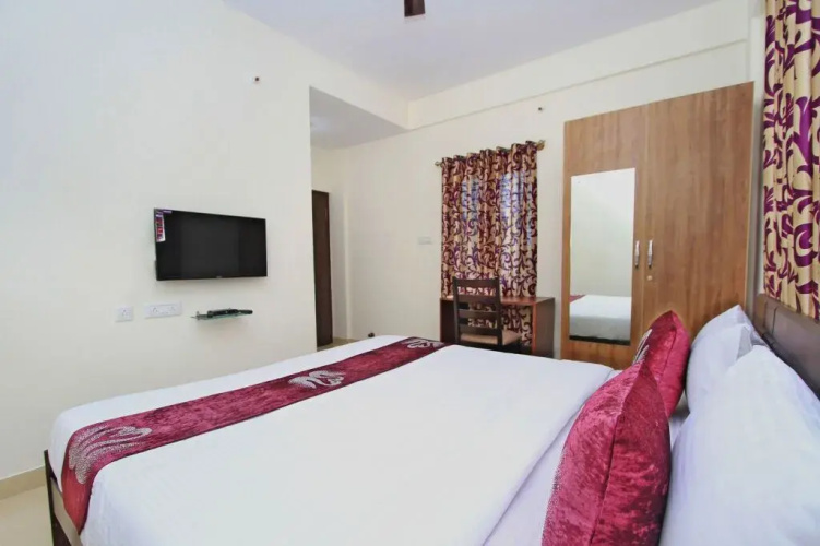 Hotel The Bliss by OYO Rooms